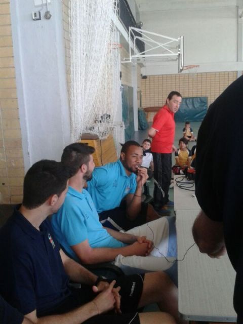 Los pequeños de Hispania conocen a sus ídolos del baloncesto - 3, Foto 3