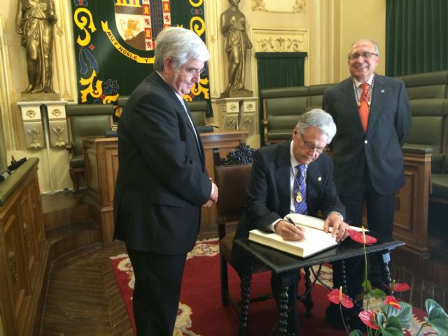 D. Guzmán Ortuño es nombrado en Jumilla, Académico de Honor de la Real Academia de Medicina de Valencia - 3, Foto 3