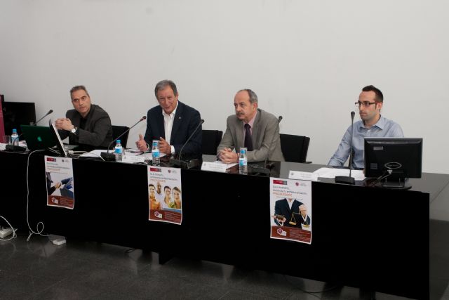 Precolegiación gratuita para estudiantes de Graduado Social por integrarse al mundo laboral - 1, Foto 1