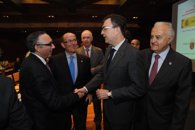 GRUVENTA califica como enriquecedor y constructivo el Foro de Internacionalización de la Empresa (FIE) 2014 - 1, Foto 1