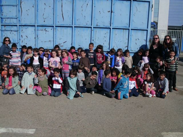 Alumnos de 3° de Infantil del colegio Joaquín Carrión visitaron el ecoparque municipal - 1, Foto 1