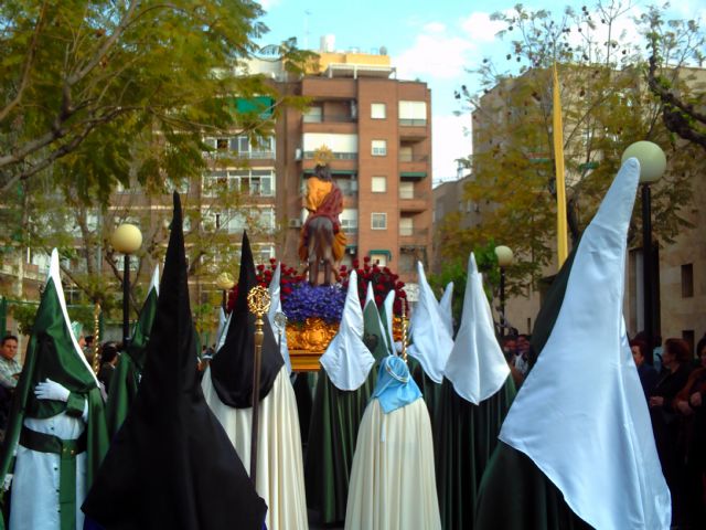 La Cofradía de la Entrada Triunfal de Jesús en Jerusalén recorre las calles de Molina de Segura el Domingo de Ramos, día 13 de abril - 1, Foto 1