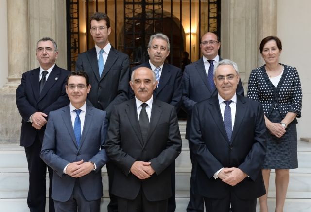 Garre pide a sus consejeros proximidad a los ciudadanos porque somos el Gobierno de un millón y medio de murcianos - 1, Foto 1