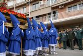 La Guardia Civil escolta el paso del Cristo del Amor en su procesión del Viernes de Dolores 2014