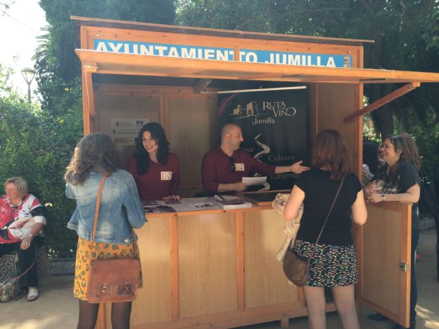 La Miniferia del Vino de Semana Santa bate records de participación - 4, Foto 4