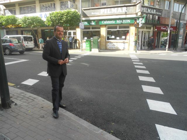 Tráfico pone en funcionamiento los nuevos pasos de peatones en Marqués de los Vélez - 2, Foto 2