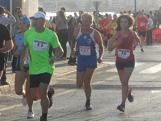 Un nmero grupo de atletas del Club de atletismo de Totana participaron en la II Media maratn nocturna de Aguilas y en los II 10 km de Aguilas - 12