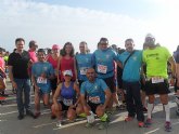 Un nmero grupo de atletas del Club de atletismo de Totana participaron en la II Media maratn nocturna de Aguilas y en los II 10 km de Aguilas