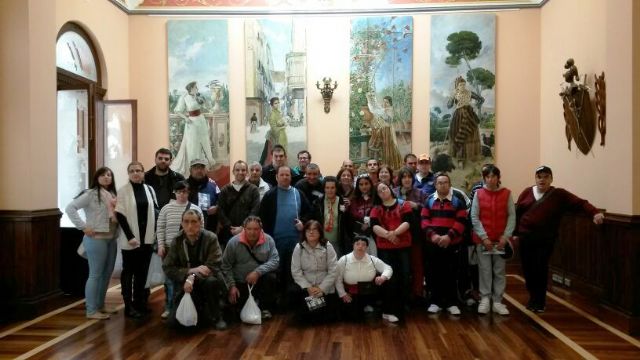El ayuntamiento de Totana firma un convenio con la Escuela Superior de Arte Dramático de Murcia, Foto 2
