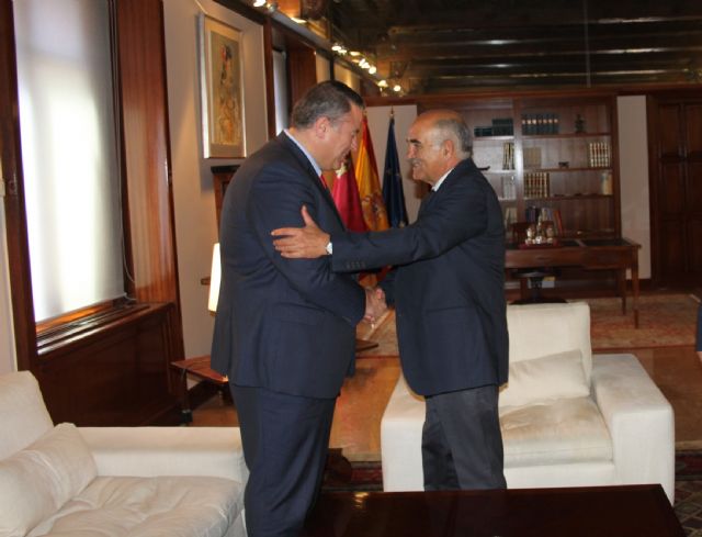 El Presidente Garre totalmente comprometido con la regeneración de Portmán - 2, Foto 2