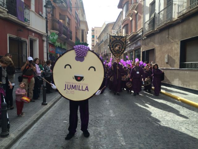 Los más pequeños de la ciudad sacan sus tambores a la calle contra el hambre - 2, Foto 2