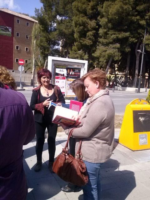 La Concejalía de Cultura conmemora el centenario Platero y yo en el Día del Libro - 2, Foto 2