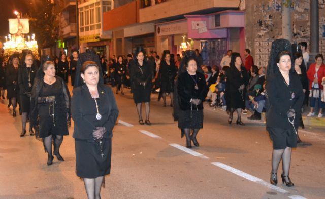 Cientos de fieles y nazarenos participan en la procesión del Santo Entierro de San Pedro del Pinatar - 2, Foto 2