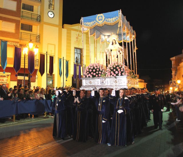 La Virgen de Los Dolores mostró su esplendor durante la Procesión del Dolor y del Santo Entierro 2014 - 3, Foto 3