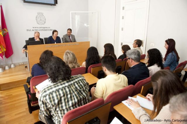 Un renovado Abrir Libro se acerca a los pacientes del Hospital Santa Lucía - 2, Foto 2