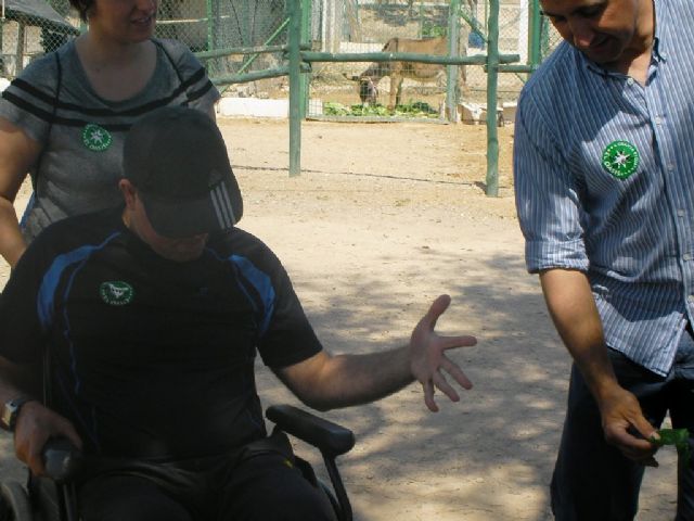 Visita a la granja escuela El Oasis del Centro de Día de Personas con Discapacidad Intelectual - 3, Foto 3