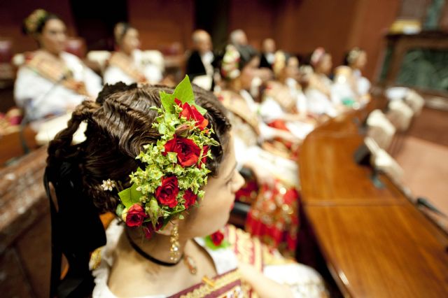 La Reina de la Huerta 2014 y su corte de honor, en la Asamblea Regional - 3, Foto 3