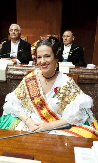 La Reina de la Huerta 2014 y su corte de honor, en la Asamblea Regional - 4, Foto 4