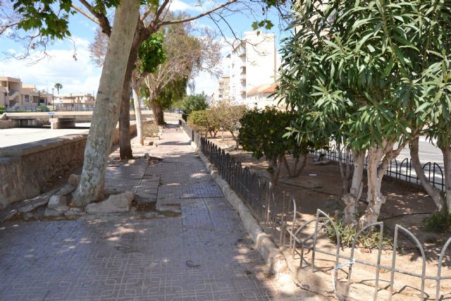 El Ayuntamiento de Águilas remodelará la zona verde y el tramo viario de la calle Antonio Salas - 2, Foto 2