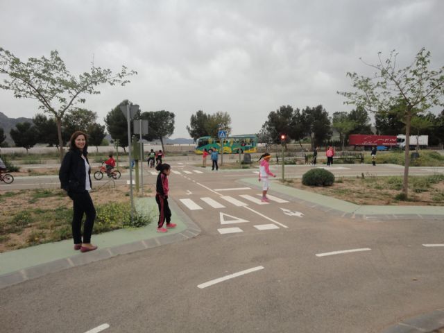 Decenas de niños y niñas pasan durante estos días de vacaciones, por el Centro Infantil de Tráfico - 4, Foto 4