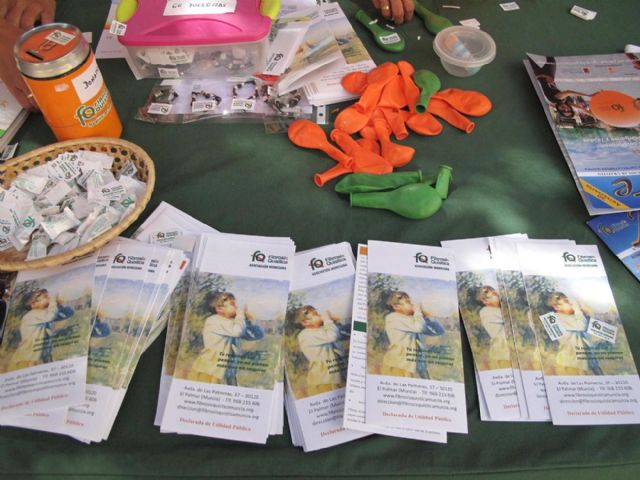 Mascletá de globos para concienciar de la Fibrosis Quística - 2, Foto 2