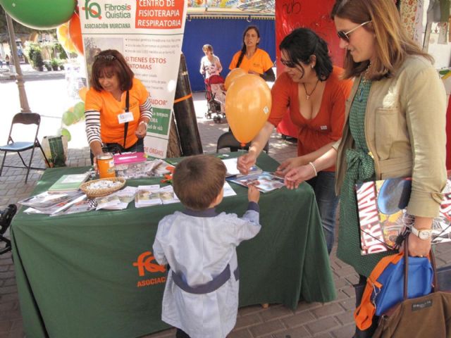 Mascletá de globos para concienciar de la Fibrosis Quística - 3, Foto 3