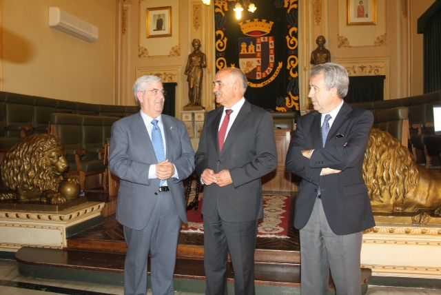 Alberto Garre visita Jumilla en la que ha sido una de las primeras visitas oficiales como presidente de la Comunidad Autónoma de Murcia - 5, Foto 5