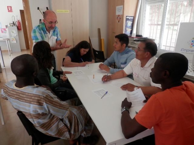 El proyecto Creando Redes continúa promocionando el asociacionismo - 1, Foto 1