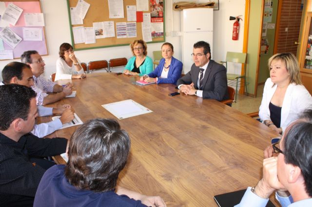 La Directora General de Centros Educativos y el alcalde de Torre-Pacheco visitan el C.P.E.I. Bas. Ntra. Sra. de los Dolores de Pacheco - 2, Foto 2