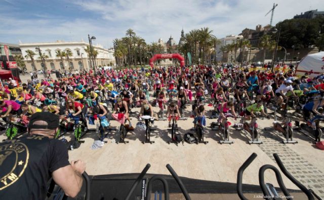 Medio millar de personas pedalearon a favor de Cruz Roja - 3, Foto 3