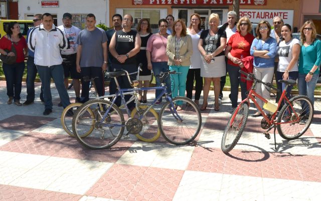 El Ayuntamiento dona ocho bicicletas a AFEMAR para la realización de un taller de inserción socio-laboral - 1, Foto 1