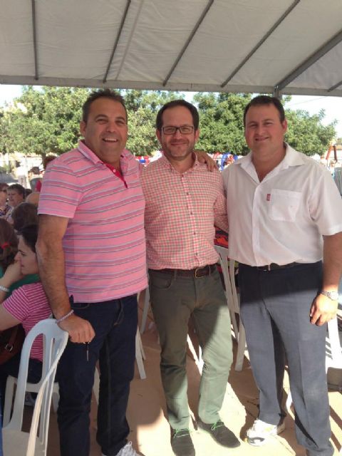 Avileses celebra el Día del Vecino - 1, Foto 1