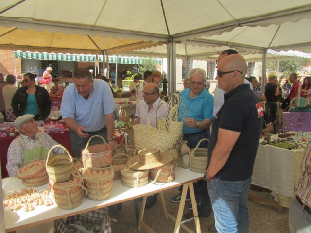 Éxito del mercadillo tradicional de Roche. - 3, Foto 3