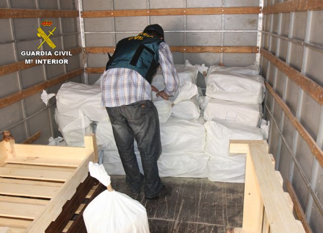 La Guardia Civil desarticula una activa red de tráfico de drogas entre Marruecos y el Levante español, Foto 7