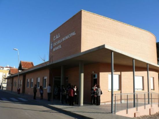 La Junta de Gobierno Local aprueba iniciar el expediente de contratación para el curso 2014/2015 del CAI - 1, Foto 1