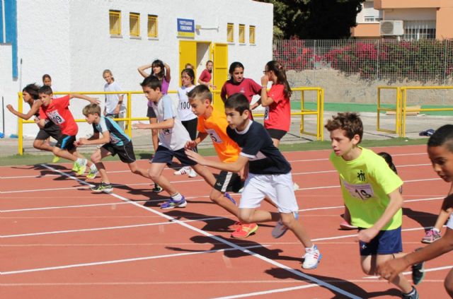 Virgen del Carmen y Narval, primeros clasificados de la II Liga Municipal Atletismo Intercentros - 3, Foto 3