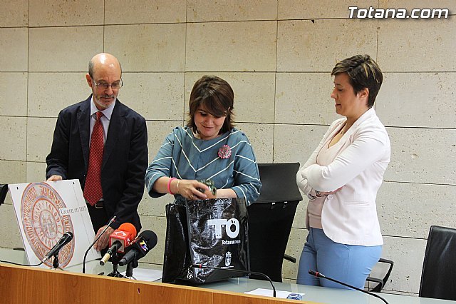 La UPCT y el ayuntamiento colaboran para fomentar la movilidad exterior de los estudiantes del municipio, Foto 3