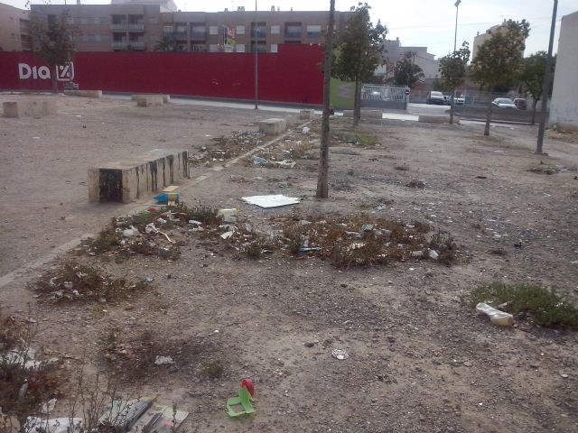 IU-Verdes Alcantarilla denuncia la dejadez del PP en el control de la recogida de basuras y la limpieza viaria - 4, Foto 4