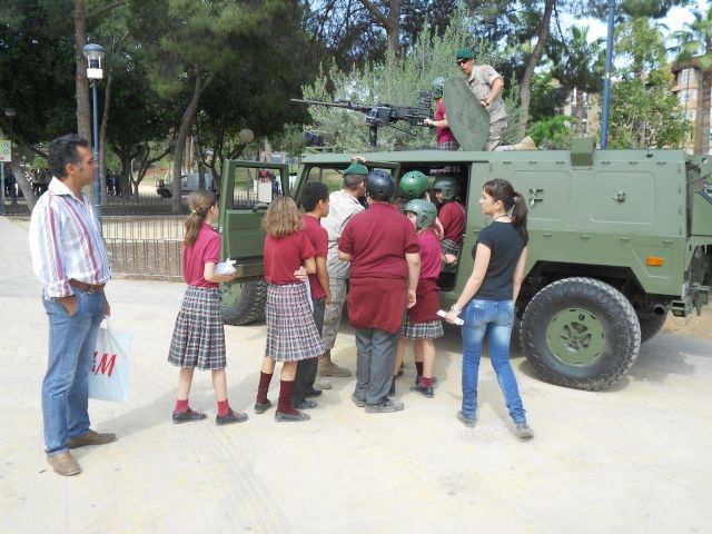 Más de 600 alumnos conocen la labor humanitaria de las Fuerzas Armadas y Fuerzas y Cuerpos de Seguridad del Estado - 3, Foto 3