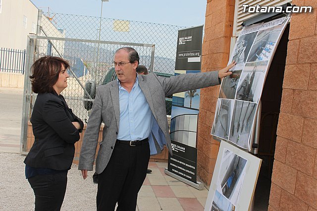 Se procede a la reparación y acondicionamiento de la estación de bombeo de aguas del polígono industrial El Saladar, Foto 1