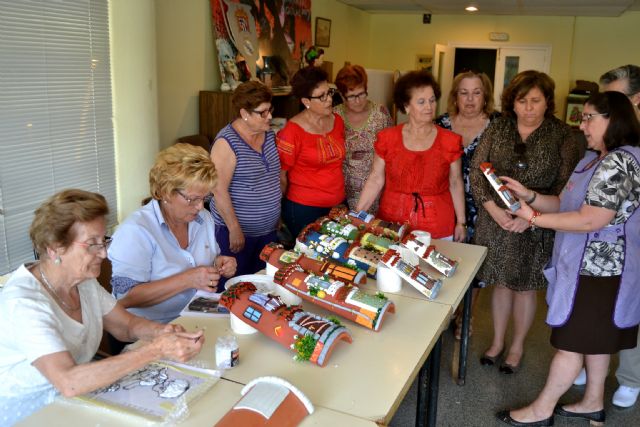Taller de manualidades para la Tercera Edad de Águilas - 1, Foto 1