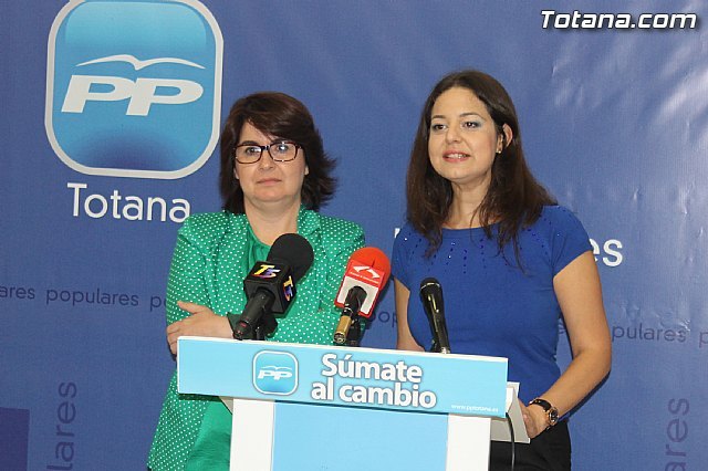 El PP subraya que las políticas reformistas del gobierno de Rajoy han logrado que 300 personas dejen las listas del paro desde el año pasado en Totana, Foto 2