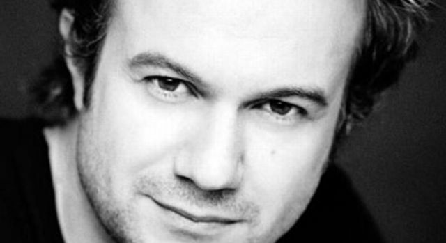 Tristán Ulloa, el que podría ser elegido como mejor Director de Teatro 2014, trae a Jumilla En construcción - 1, Foto 1