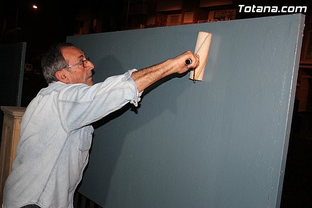 Se celebra la tradicional pegada de carteles con la que arranca de forma oficial la campaña electoral para las europeas - 17