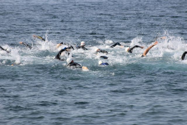 El triatlón bahía de Portmán se consagra como una de las grandes citas regionales - 2, Foto 2