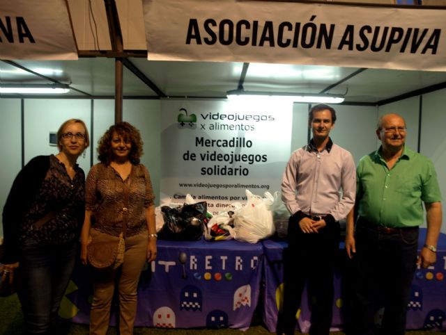 La iniciativa videojuegos por alimentos recauda 500 kilos de comida para Amor por Amor y Cáritas - 1, Foto 1