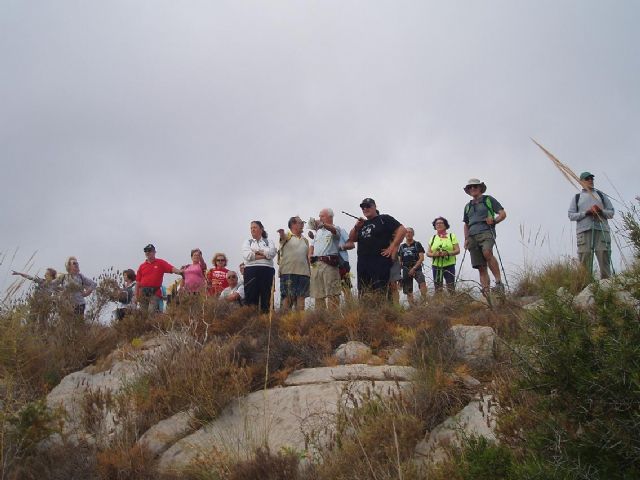 Los mayores recorrieron el Monte de San Ginés con los Viernes de Marcha - 3, Foto 3