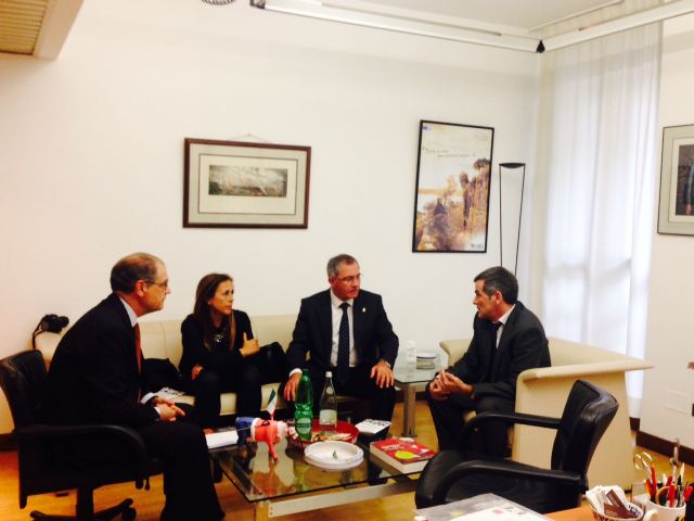 El Carnaval de Águilas se exhibe en Milán - 1, Foto 1