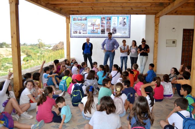 Los alumnos del programa Ecoescuelas Litorales visitan el Molino del Saltaor - 1, Foto 1