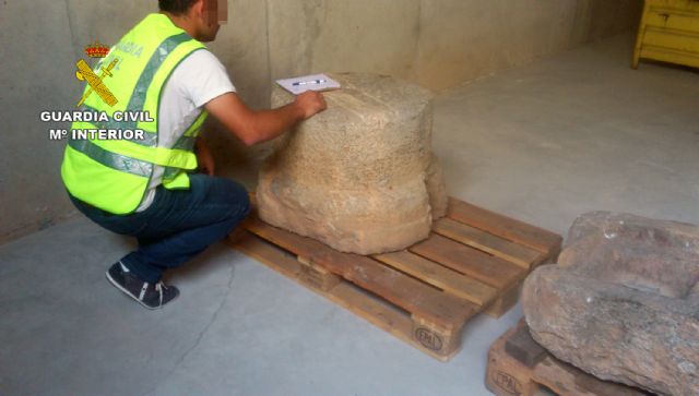 Recuperados dos cañones del siglo XVIII y restos arqueológicos de la época romana - 3, Foto 3